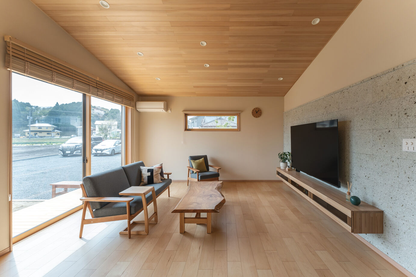 一棟入魂　井戸川建築 職人が木を活かし技で生み出す。凛として美しい和モダンの平屋の建築実例画像4