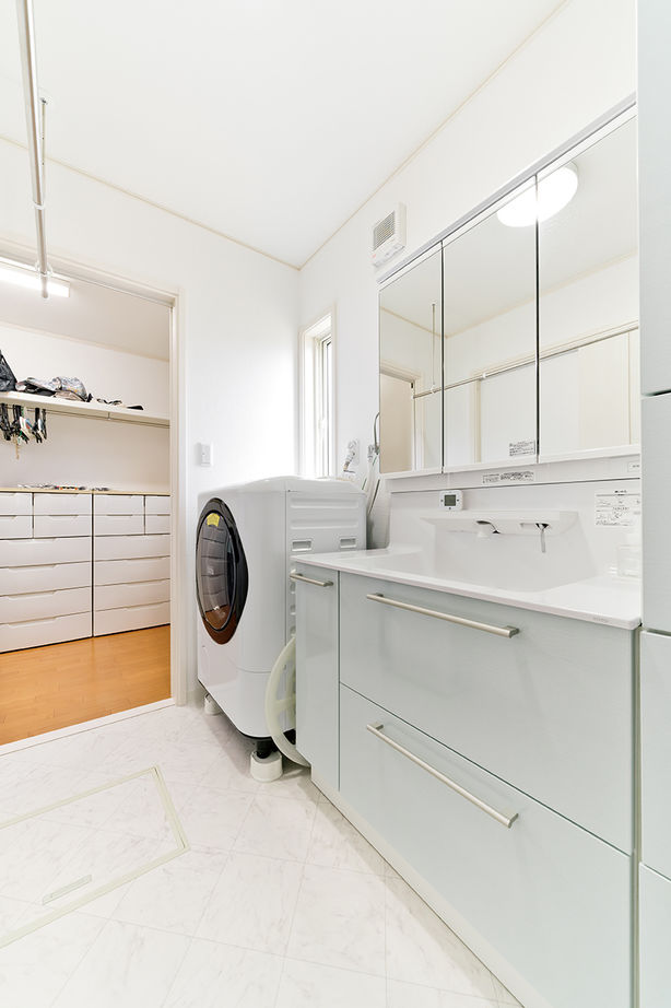 吹抜けの家  福山住宅 【2500～3000万円】思わず見上げる吹抜けリビング。家事ラクの工夫が満載のナチュラルな家の建築実例画像7