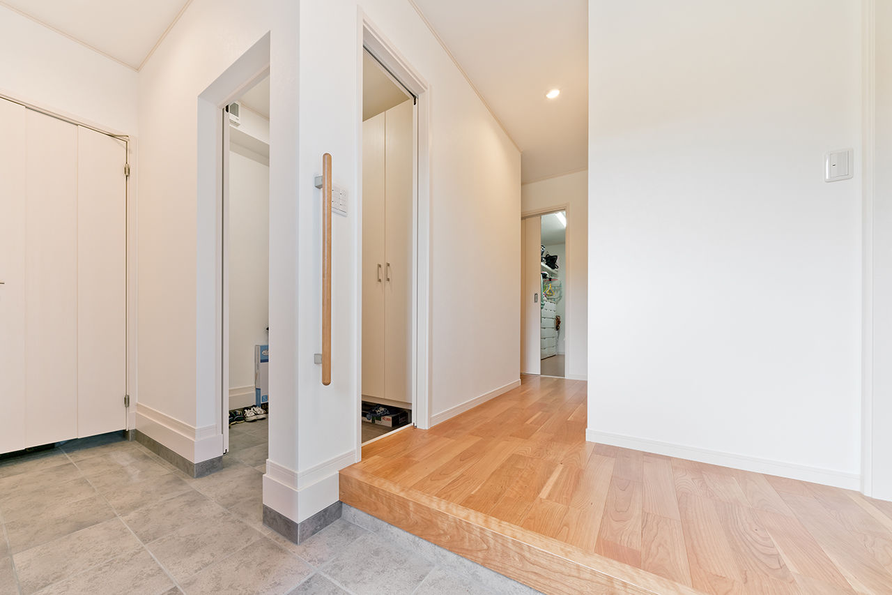 吹抜けの家  福山住宅 【2500～3000万円】思わず見上げる吹抜けリビング。家事ラクの工夫が満載のナチュラルな家の建築実例画像9