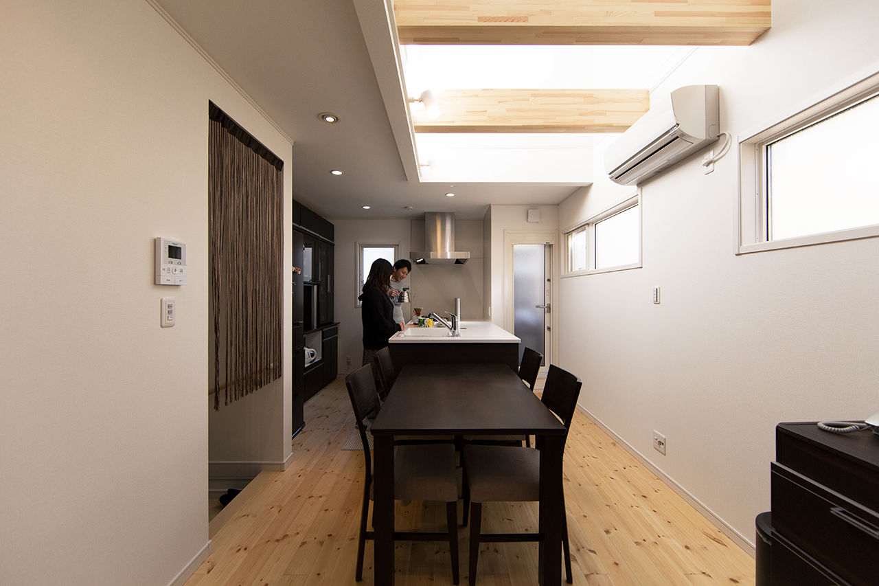 吹抜けの家  福山住宅 【1500～2000万円】15坪の土地に建てた空間がつながる家。プライベート感と開放感が同居する設計の妙の建築実例画像7