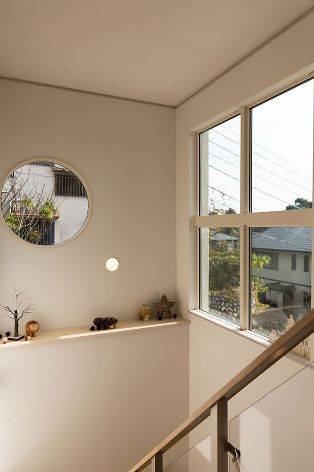 吹抜けの家  福山住宅 【4000万円～】高台を愉しむ家。アール設計の眺望リビング、上品なインテリア…繊細に想いを形にの建築実例画像12