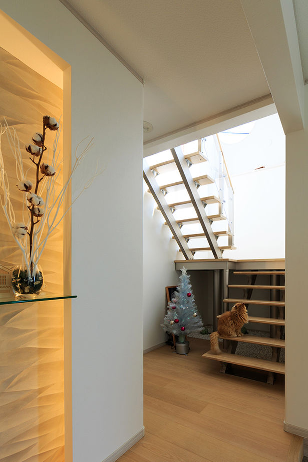 吹抜けの家  福山住宅 【4000万円～】高台を愉しむ家。アール設計の眺望リビング、上品なインテリア…繊細に想いを形にの建築実例画像15