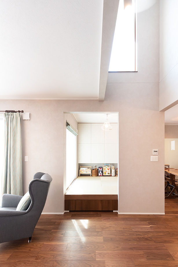 吹抜けの家  福山住宅 【3000～3500万円】イギリス生活のエッセンスを盛り込んで設計。北摂エリアで土地から叶えた動線のいい家の建築実例画像4