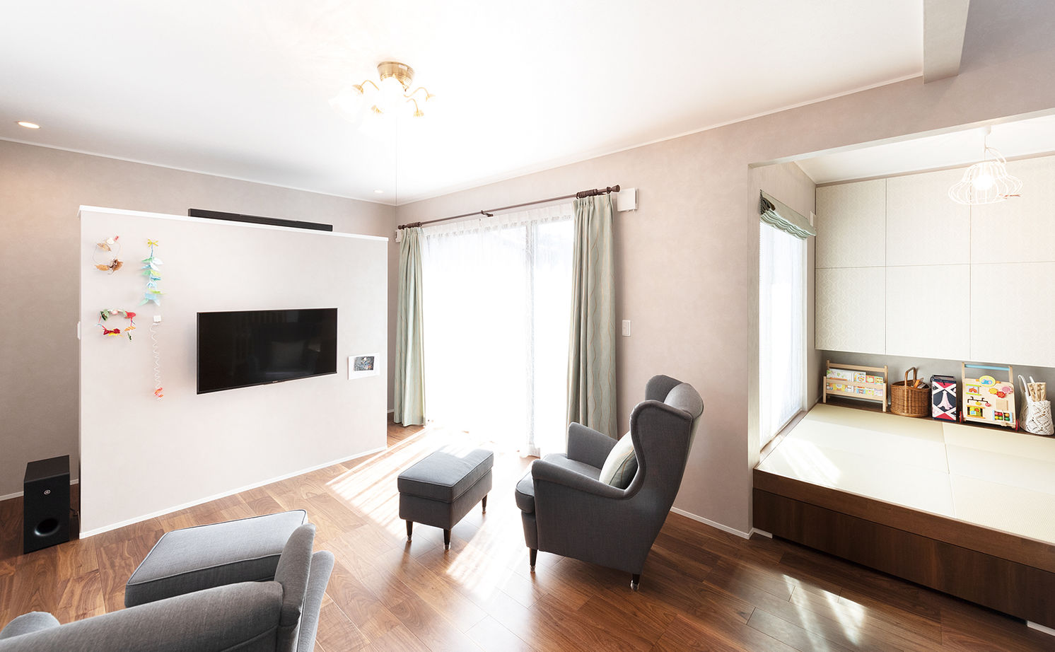 吹抜けの家  福山住宅 【3000～3500万円】イギリス生活のエッセンスを盛り込んで設計。北摂エリアで土地から叶えた動線のいい家の建築実例画像15