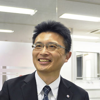 吹抜けの家  福山住宅の担当者画像