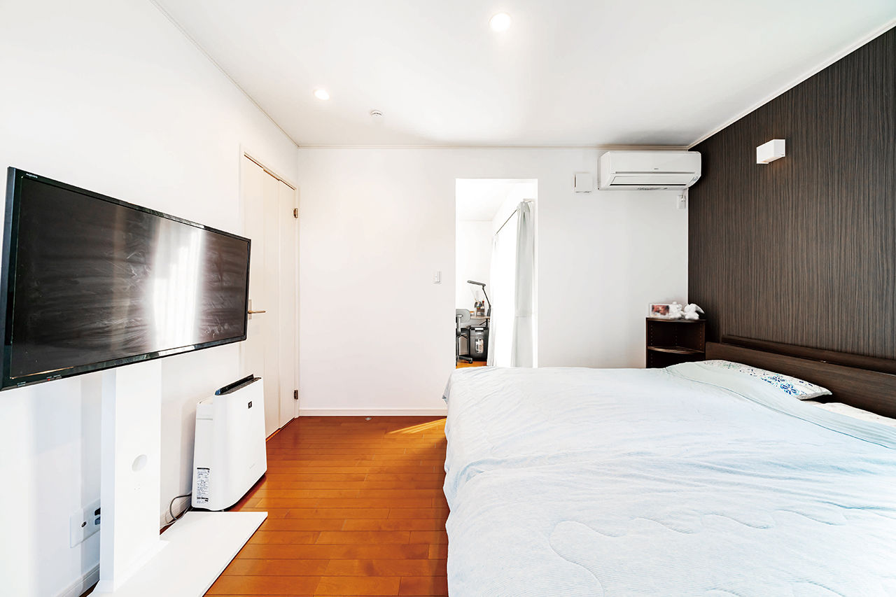 吹抜けの家  福山住宅 【北摂/2000万円台/土地探し】考え抜かれたシンプルな動線が家族の時間を生み出す無垢の家の建築実例画像8