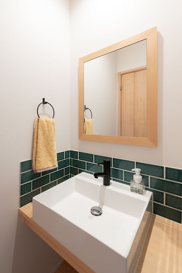 吹抜けの家  福山住宅 【北摂/2000万円台/土地探し】光あふれる家事室と書斎・勉強室がある吹抜けの家の建築実例画像8