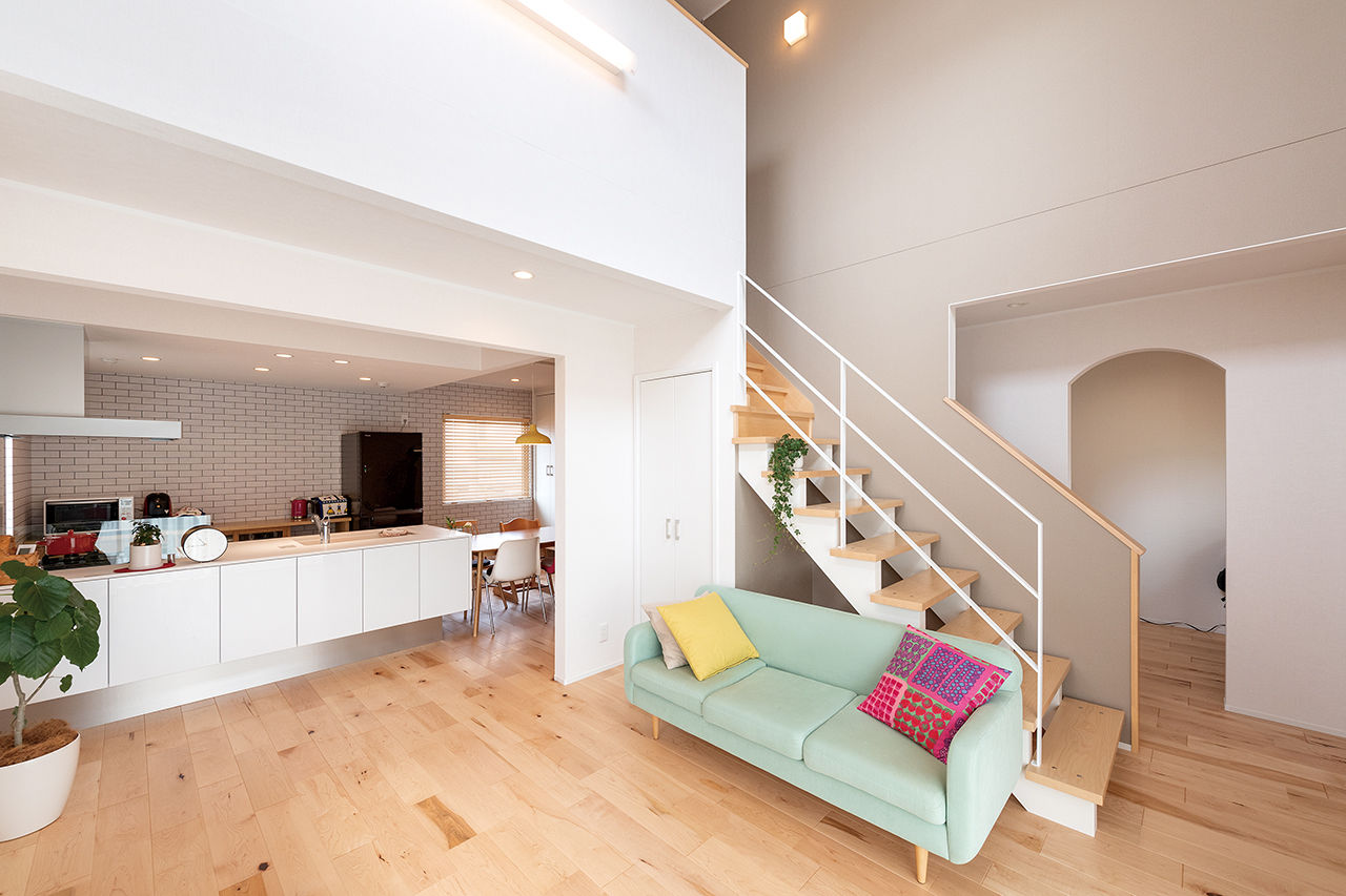 吹抜けの家  福山住宅 【北摂/2000万円台/土地探し】光あふれる家事室と書斎・勉強室がある吹抜けの家の建築実例画像9