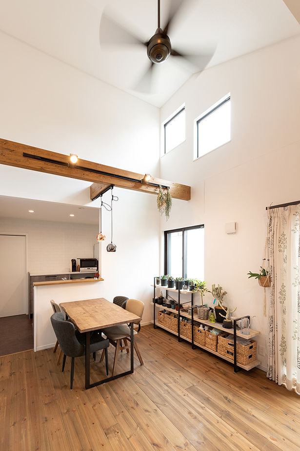 吹抜けの家  福山住宅 【北摂/2000万円台/土地探し】陽射しと緑に癒されるガーデンカフェみたいな家の建築実例画像15