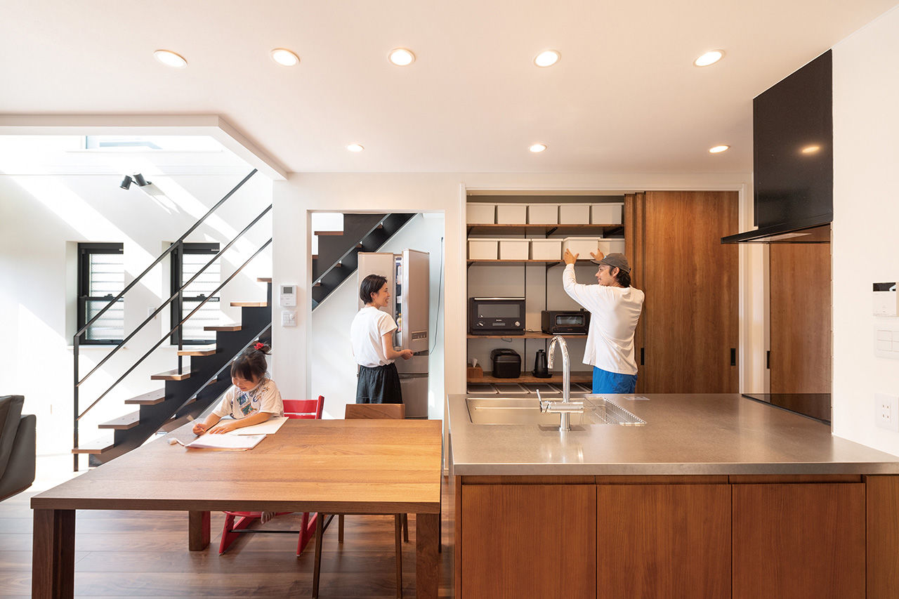 吹抜けの家  福山住宅 【北摂/2000万円台/土地探し/間取り有】自然の光が満ちる空間でホテルライクに暮らす家の建築実例画像3