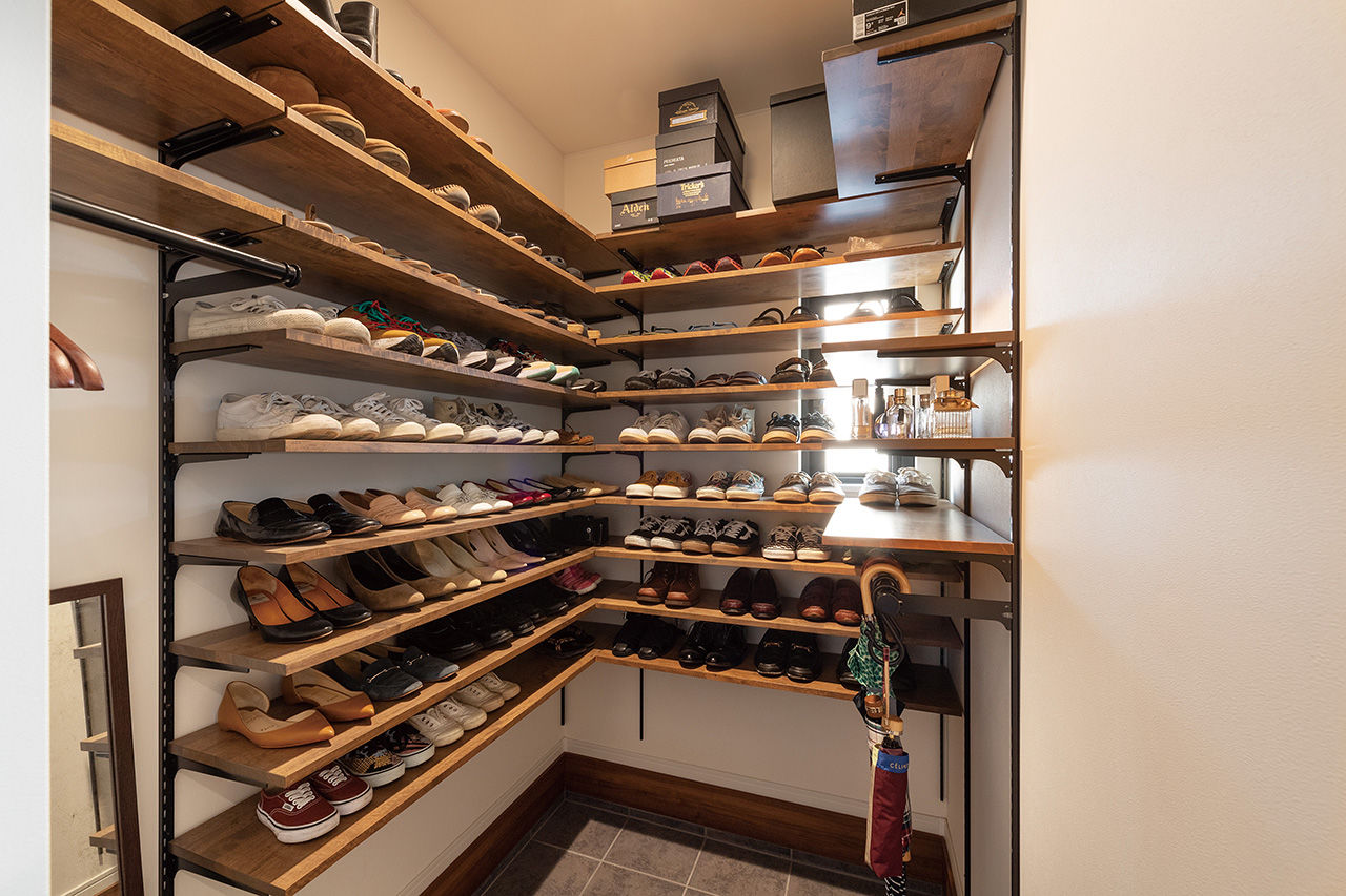 吹抜けの家  福山住宅 【北摂/2000万円台/土地探し/間取り有】自然の光が満ちる空間でホテルライクに暮らす家の建築実例画像4