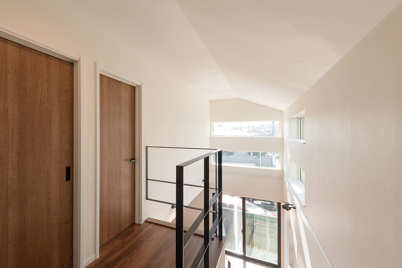 吹抜けの家  福山住宅 【北摂/2000万円台/土地探し/間取り有】自然の光が満ちる空間でホテルライクに暮らす家の建築実例画像7