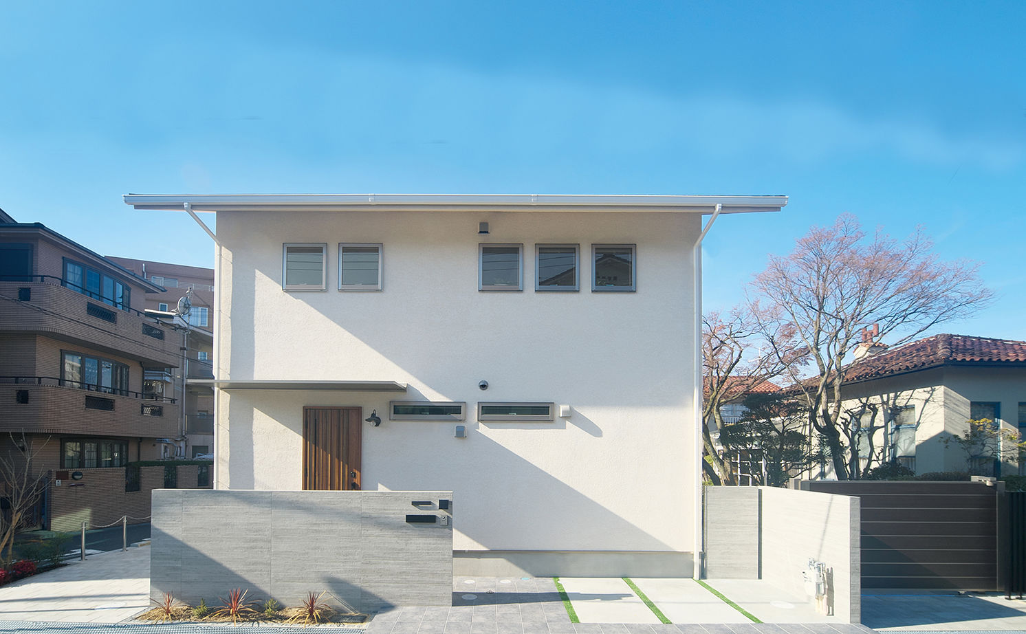 吹抜けの家  福山住宅 【北摂/2000万円台/吹抜け/間取有り】美しい庭と自然の光がいつもすぐそこにある豊かな家の建築実例画像4