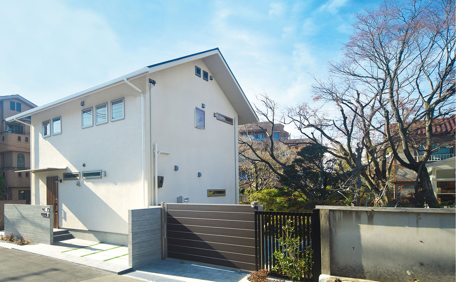 吹抜けの家  福山住宅 【北摂/2000万円台/吹抜け/間取有り】美しい庭と自然の光がいつもすぐそこにある豊かな家の建築実例画像5