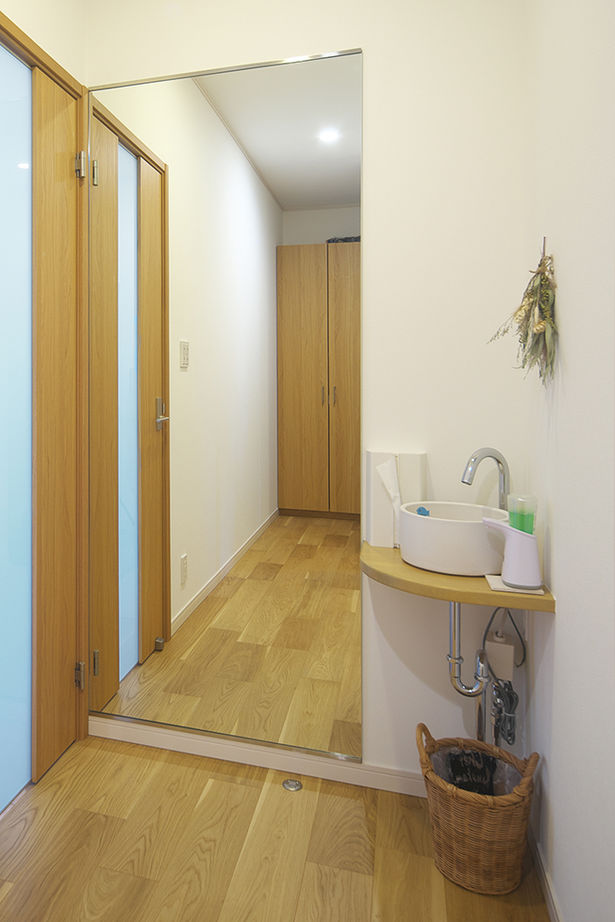 吹抜けの家  福山住宅 【北摂/2000万円台/吹抜け/間取有り】美しい庭と自然の光がいつもすぐそこにある豊かな家の建築実例画像18