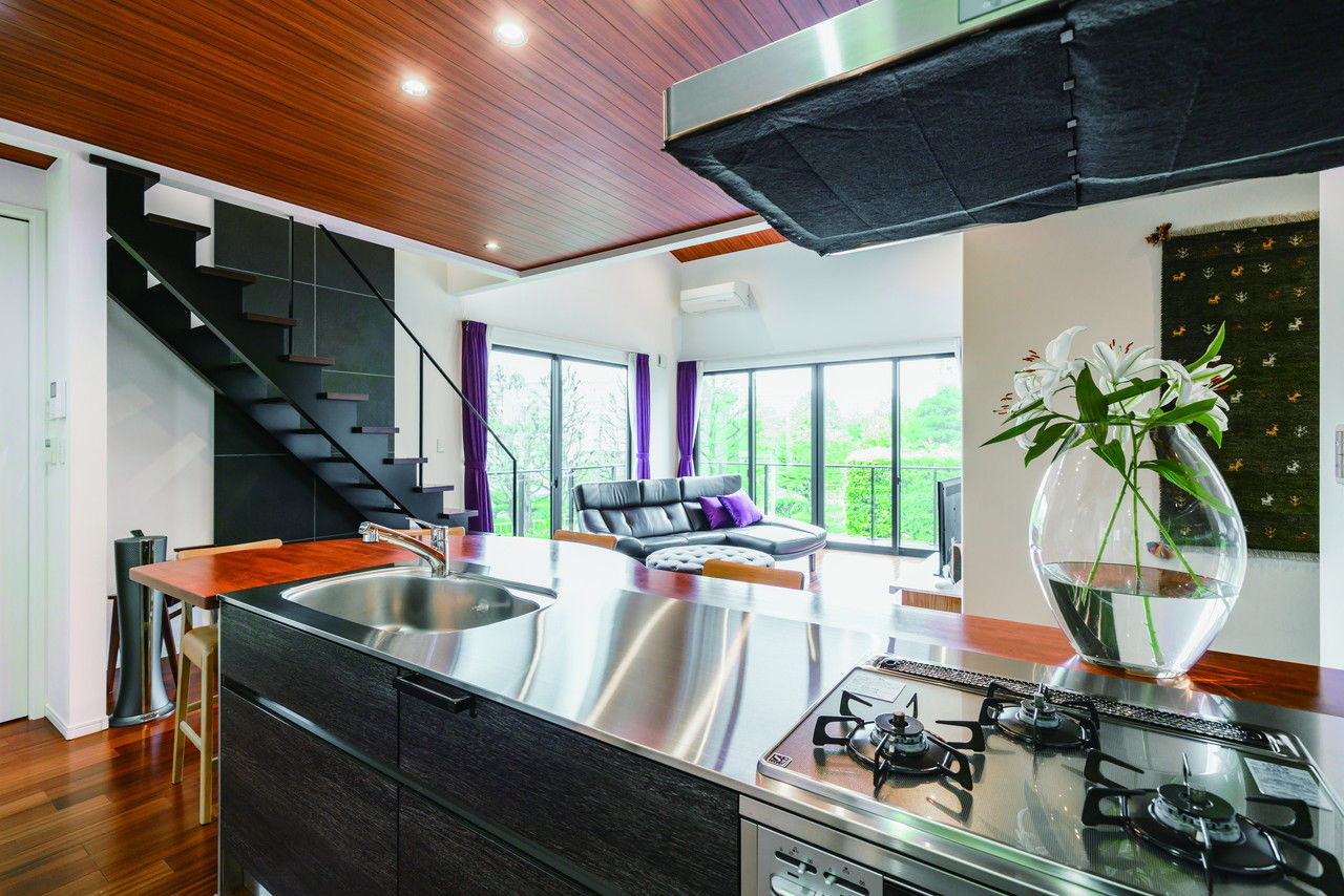 吹抜けの家  福山住宅 【北摂/2000万円台/土地探し/吹抜け/間取有り】北摂の緑豊かな街並みを見下ろす、景観の家の建築実例画像4