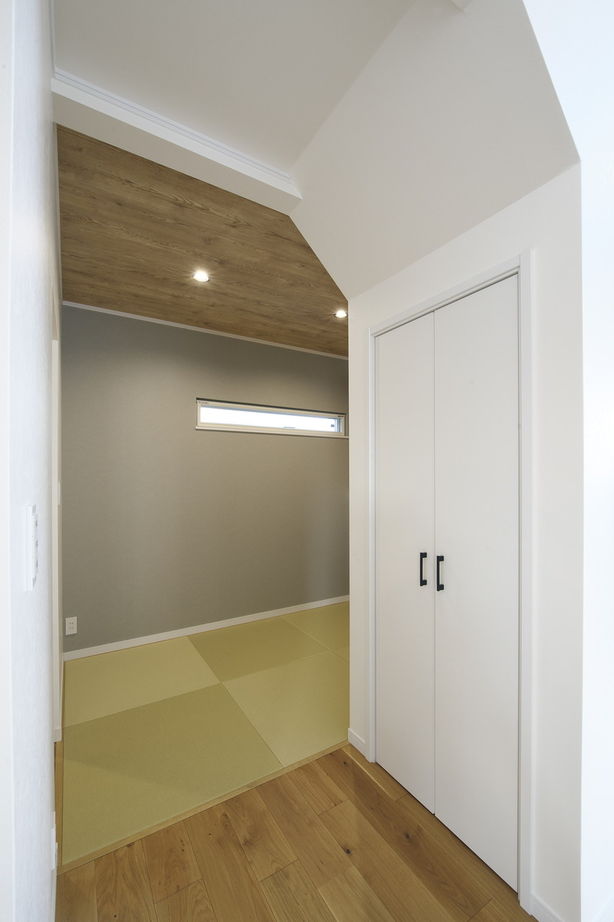 吹抜けの家  福山住宅 【北摂/3000万円台/土地探し/吹抜け/間取有り】忙しいママとパパを応援！家事の時短に貢献する家の建築実例画像6