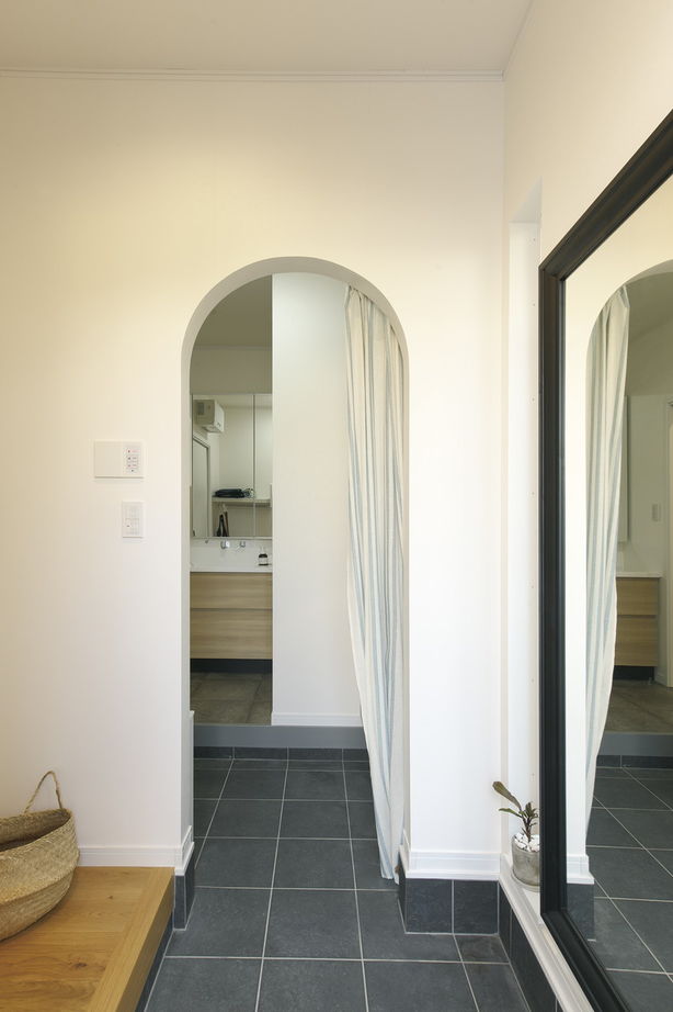 吹抜けの家  福山住宅 【北摂/3000万円台/土地探し/吹抜け/間取有り】忙しいママとパパを応援！家事の時短に貢献する家の建築実例画像7