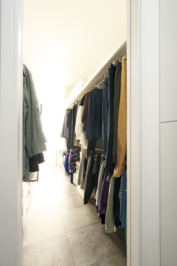 吹抜けの家  福山住宅 【北摂/3000万円台/土地探し/吹抜け/間取有り】忙しいママとパパを応援！家事の時短に貢献する家の建築実例画像9