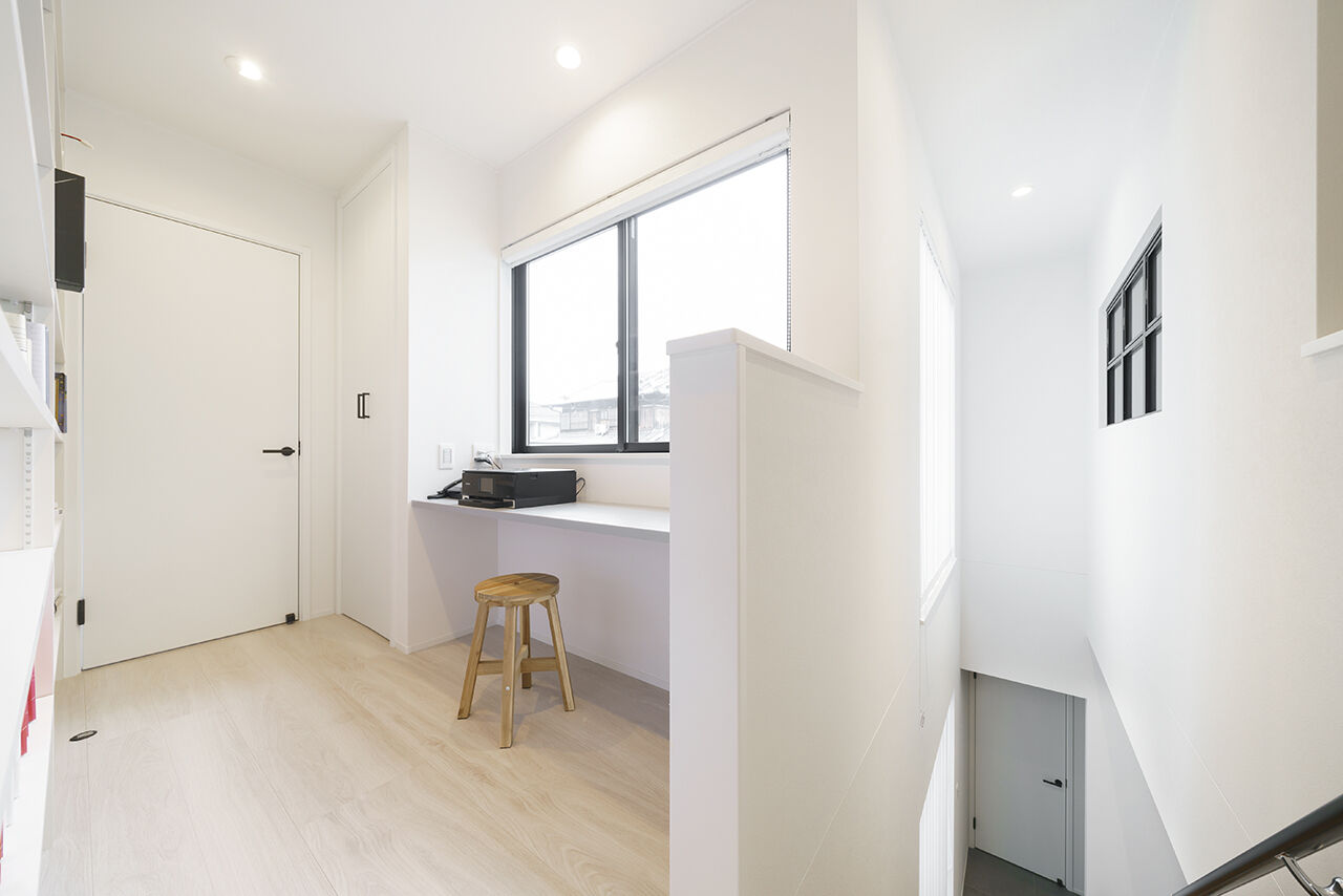 吹抜けの家  福山住宅 【北摂/3000万円台/土地探し】愛犬と安全に遊べる、癒しのセンターコートがある家の建築実例画像10