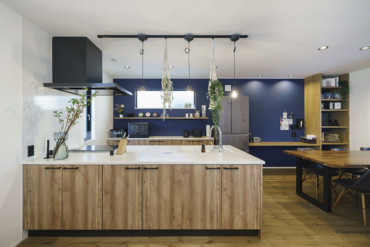 吹抜けの家  福山住宅 【北摂/土地探し/3階建て】家具に合わせたコーディネートを計画。2階LDKのある家の建築実例画像4