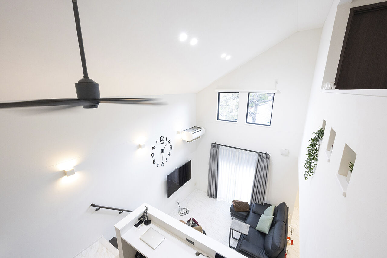 吹抜けの家  福山住宅 【北摂/2000万円台/土地探し/間取有り】多層フロアの大空間なのにエアコン1台で快適！ホテルライクな家の建築実例画像3