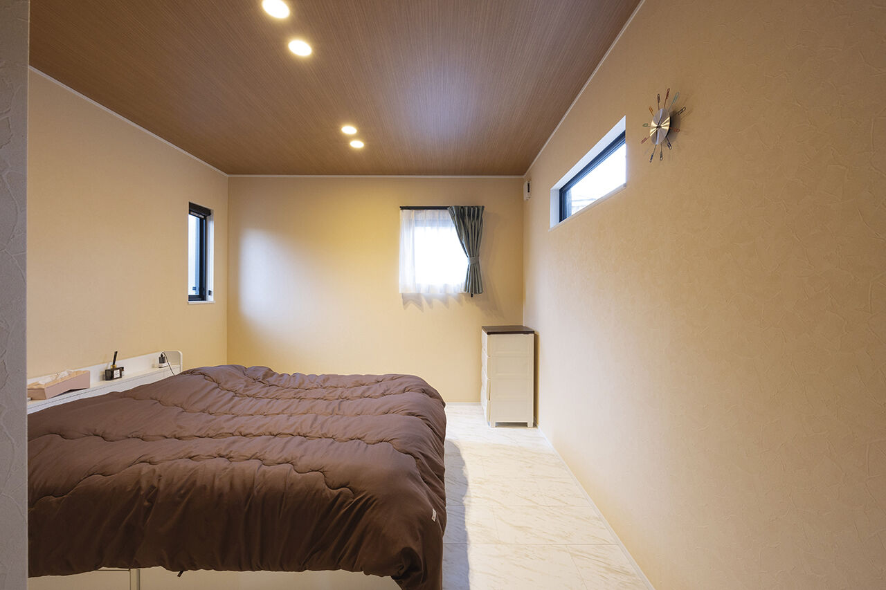 吹抜けの家  福山住宅 【北摂/2000万円台/土地探し/間取有り】多層フロアの大空間なのにエアコン1台で快適！ホテルライクな家の建築実例画像6