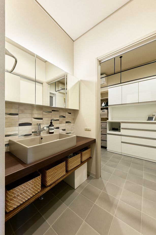 吹抜けの家  福山住宅 【北摂/2000万円台/吹抜け/土地探し】回遊動線が叶える快適な暮らしと遊び心ある住まいの建築実例画像8