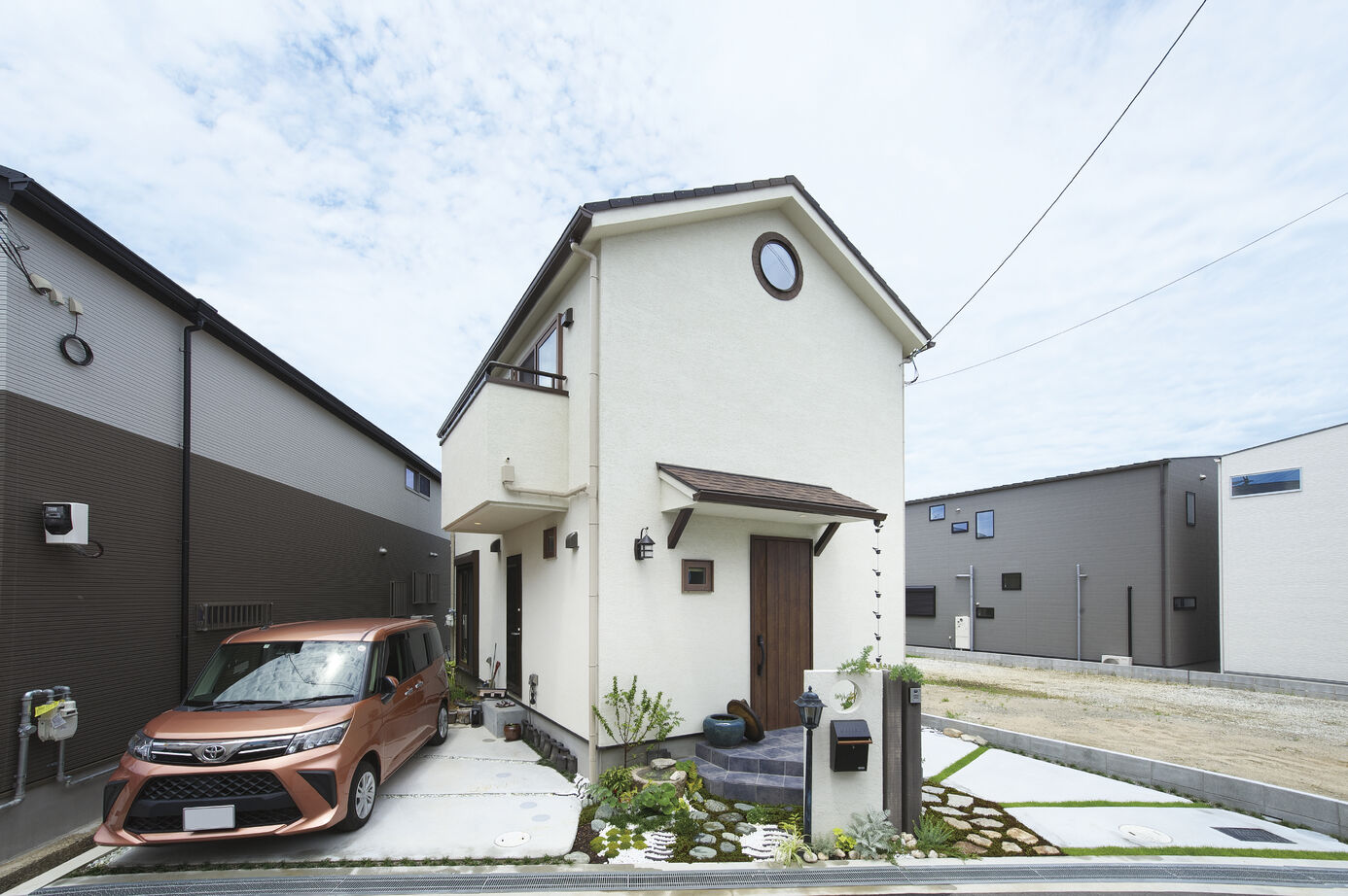 吹抜けの家  福山住宅 【吹き抜け/北摂/2000万円台/間取有り】性能と暮らし心地にこだわった家の建築実例画像2