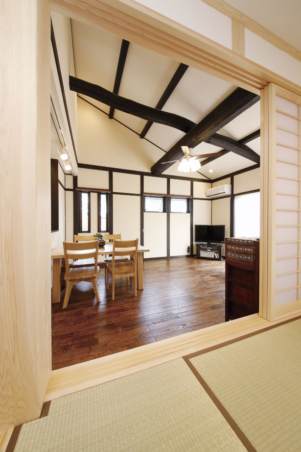 松本建設 ハート・ビル建築設計事務所 【坂戸市/1000万円台/40坪台/無垢材/木の家】子育て目線も考えた設計。年中快温の古民家風和モダン住宅の建築実例画像3