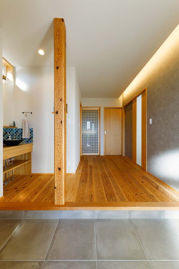 松本建設 ハート・ビル建築設計事務所 【熊谷市／2000万円台／30坪台／間取り図有】3000冊分の本棚など、造作でこだわりを叶えた心地よい木の家の建築実例画像8