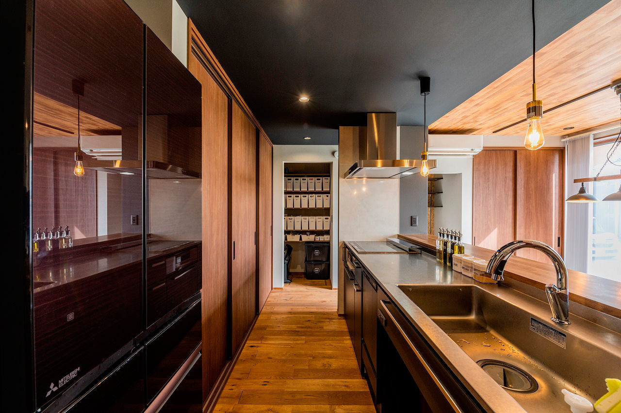 アーキテックス（GROOVY / KANAL HOME / SIMPLE is... / dramacy） 【2000万円台/40坪台/4LDK/間取り図】土間ダイニングに吹抜リビング。自宅で教室を開催できる工夫のある家の建築実例画像6