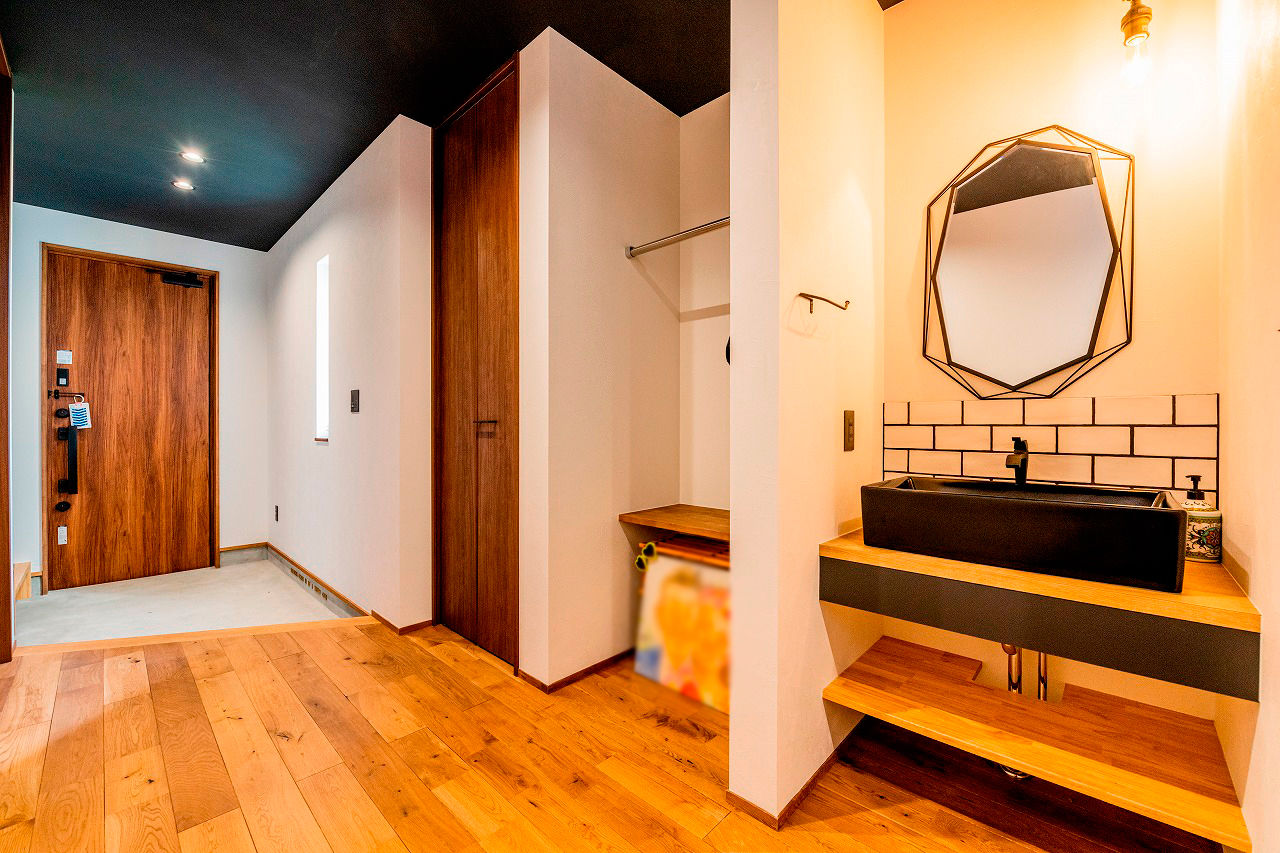 アーキテックス（GROOVY / KANAL HOME / SIMPLE is... / dramacy） 【2000万円台/40坪台/4LDK/間取り図】土間ダイニングに吹抜リビング。自宅で教室を開催できる工夫のある家の建築実例画像9