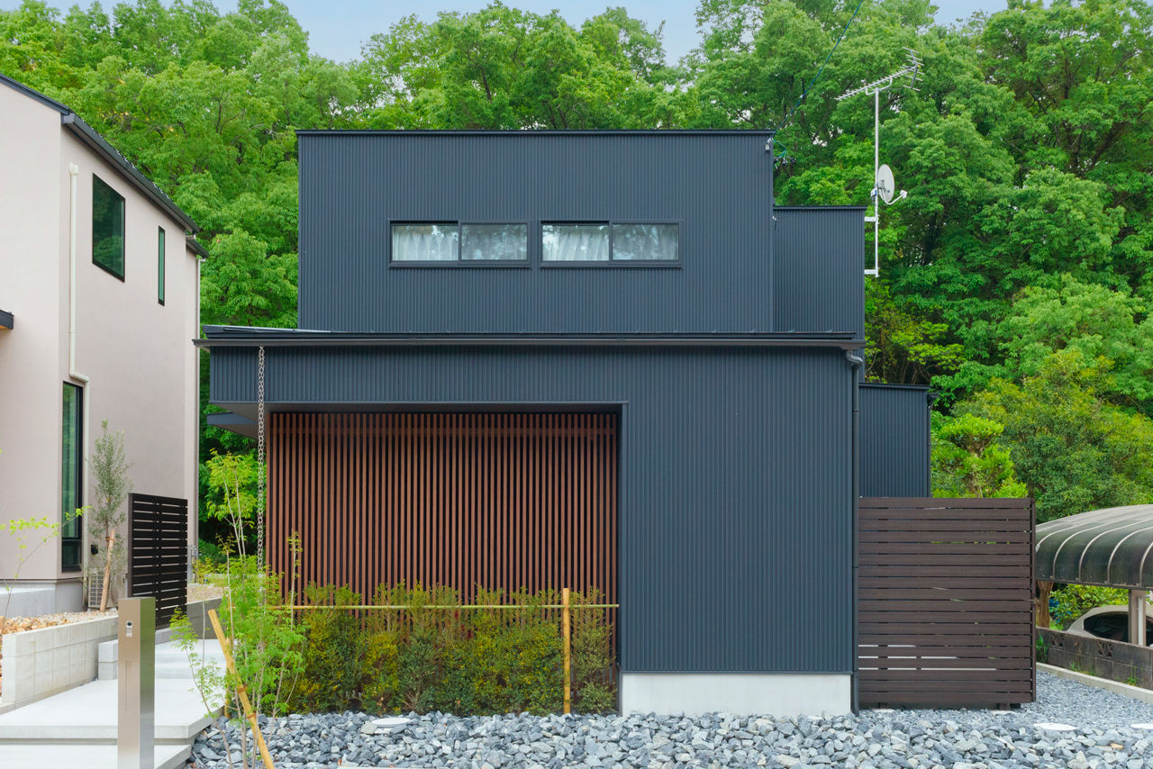 アーキテックス（GROOVY / KANAL HOME / SIMPLE is... / dramacy） 【2000万円台/30坪台/2階建て/モダン/4LDK/間取り図】家事効率を高めた動線に家族がゆったりと過ごせるLDKの建築実例画像2