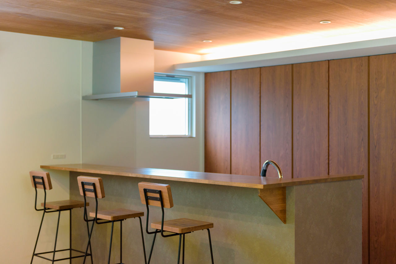 アーキテックス（GROOVY / KANAL HOME / SIMPLE is... / dramacy） 【2000万円台/30坪台/2階建て/モダン/4LDK/間取り図】家事効率を高めた動線に家族がゆったりと過ごせるLDKの建築実例画像4