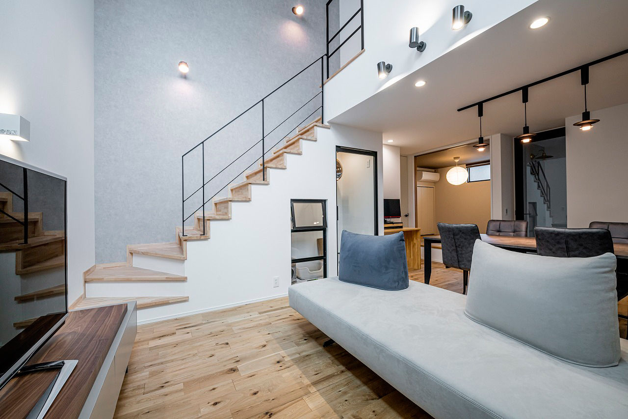 アーキテックス（GROOVY / KANAL HOME / SIMPLE is... / dramacy） 【2000万円台/30坪/4LDK/間取り図】土間収納、キャットスペース、吹抜、書斎等要望をコンパクトに実現！の建築実例画像2