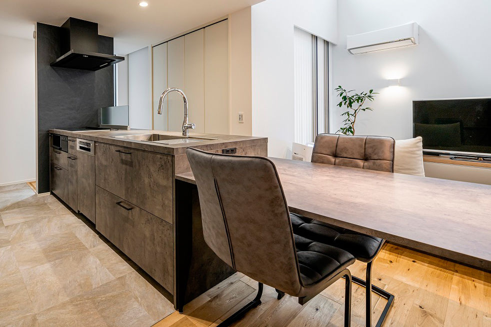 アーキテックス（GROOVY / KANAL HOME / SIMPLE is... / dramacy） 【2000万円台/30坪/4LDK/間取り図】土間収納、キャットスペース、吹抜、書斎等要望をコンパクトに実現！の建築実例画像4