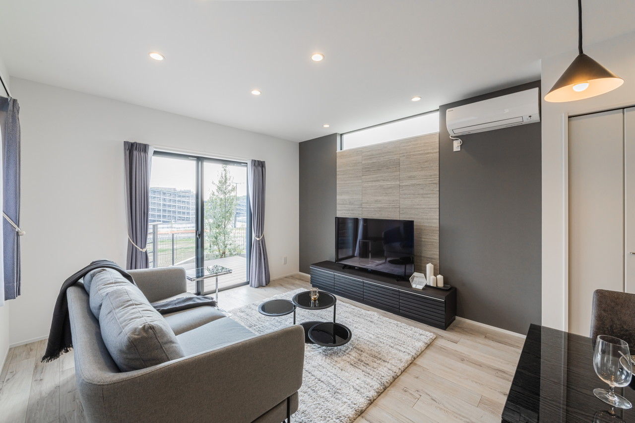 アーキテックス（GROOVY / KANAL HOME / SIMPLE is... / dramacy） 【2階建て/30坪台/3LDK/駐車スペース有/間取り図】シンプルな外観にホテルライクの内観のおしゃれな家の建築実例画像2