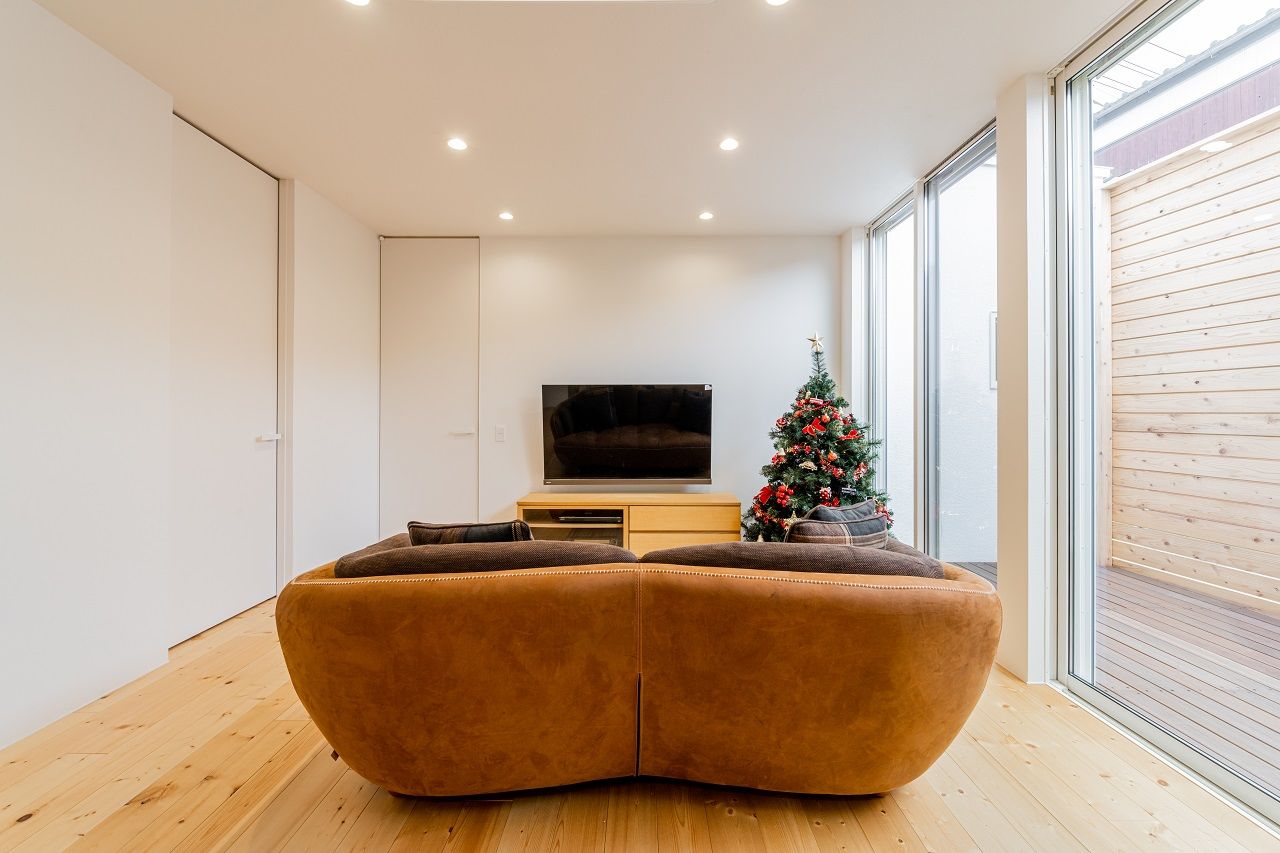 アーキテックス（GROOVY / KANAL HOME / SIMPLE is... / dramacy） 【平屋/20坪台/コンパクト/駐車スペース有/L字型/理想の間取り】家族の時間も個々の時間も大切にした平屋の建築実例画像4