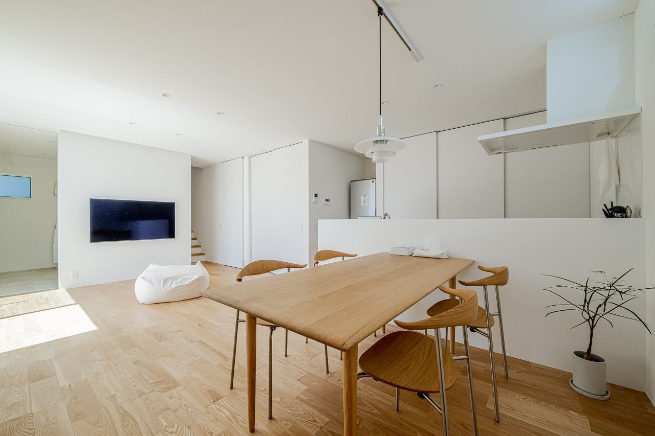 アーキテックス（GROOVY / KANAL HOME / SIMPLE is... / dramacy） 【2階建て/20坪台/コンパクト/シンプル/中庭/駐車スペース有】動線・間取りの工夫で家事の時短を実現した家の建築実例画像4