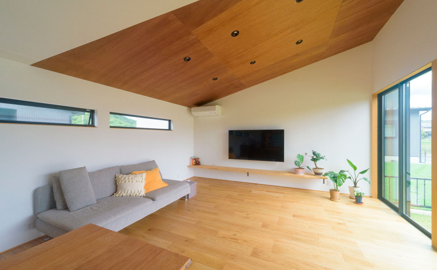 アーキテックス（GROOVY / KANAL HOME / SIMPLE is... / dramacy） 【2000万円台/3LDK/30坪台/2階建て/平屋風/間取り図】道行く人には平屋に見え、平屋のように暮らせる家。の建築実例画像3