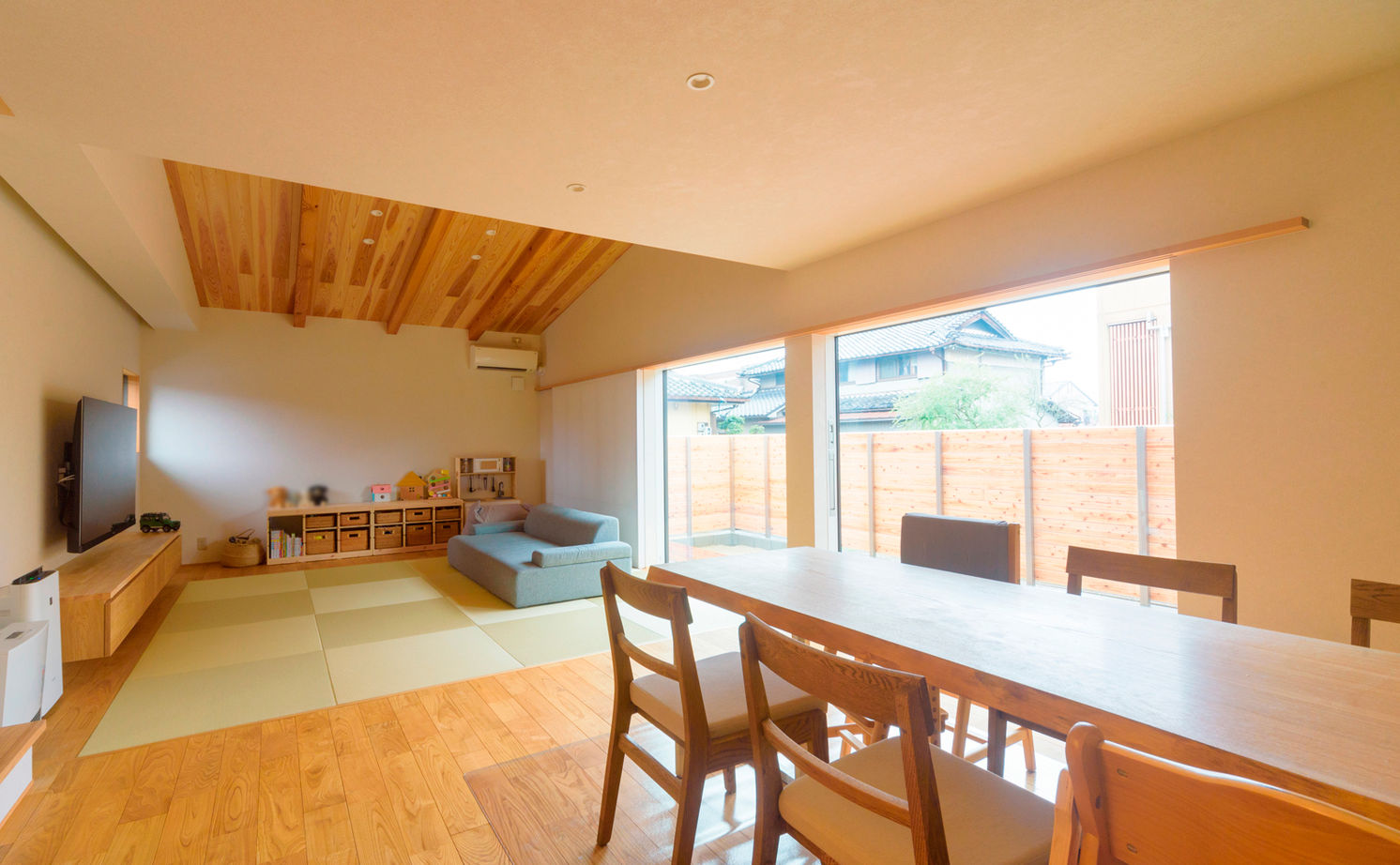 アーキテックス（GROOVY / KANAL HOME / SIMPLE is... / dramacy） 【2000万円台/2階建て/和モダン/30坪台/3LDK/間取り図】無垢材を贅沢に取り入れた和風旅館の佇まいの建築実例画像11