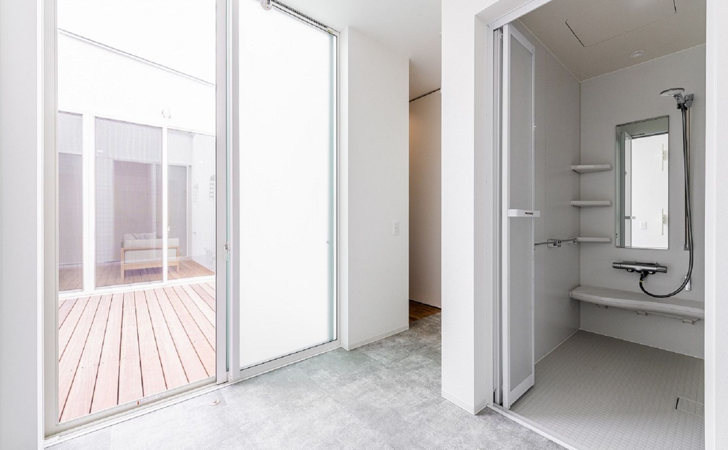 アーキテックス（GROOVY / KANAL HOME / SIMPLE is... / dramacy） 【平屋/シンプルモダン/20坪台/コンパクトな家】中庭のあるロの字型間取りの平屋。明るく開放的な空間に！の建築実例画像12