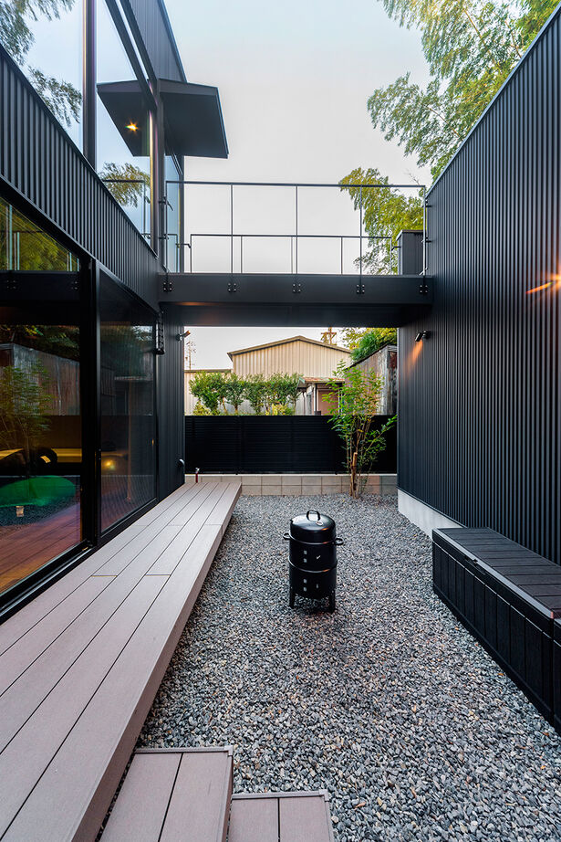 アーキテックス（GROOVY / KANAL HOME / SIMPLE is... / dramacy） 【3000万円台/ビルトインガレージ/坪庭/30坪/間取り図】中庭やガレージ！家で過ごす時間が豊かになる家の建築実例画像7