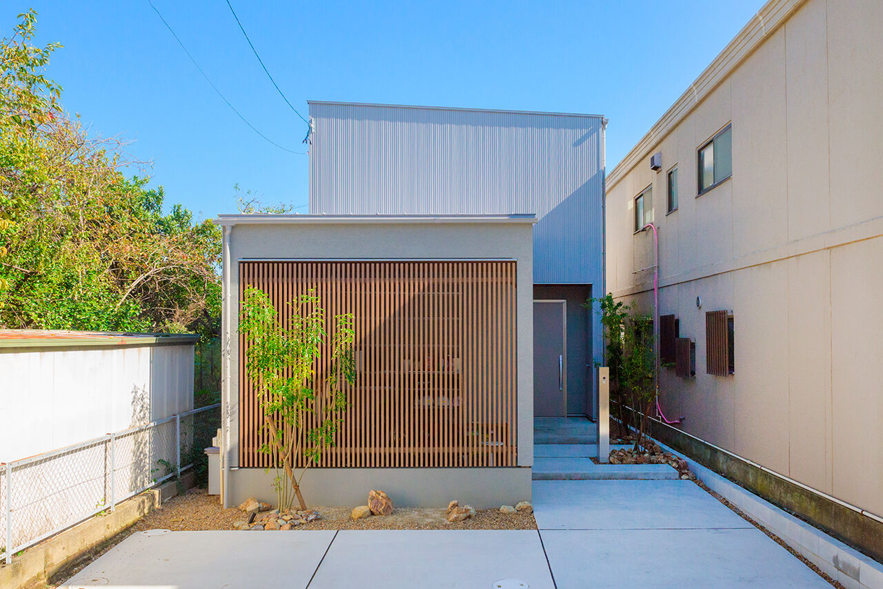 アーキテックス（GROOVY / KANAL HOME / SIMPLE is... / dramacy） 【3000万円台/2階建て/30坪台/4LDK/駐車スペース有/間取り図】土間×吹抜けリビングのある子育てハウスの建築実例画像2