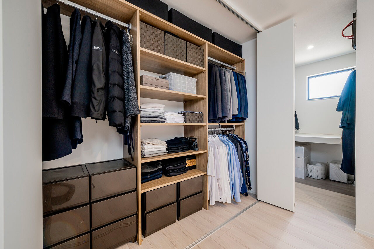 アーキテックス（GROOVY / KANAL HOME / SIMPLE is... / dramacy） 【2000万円台/ビルトインガレージ/2階建て/シンプル/30坪台/2LDK/間取り図】白とグレーのホテルライクな家の建築実例画像10