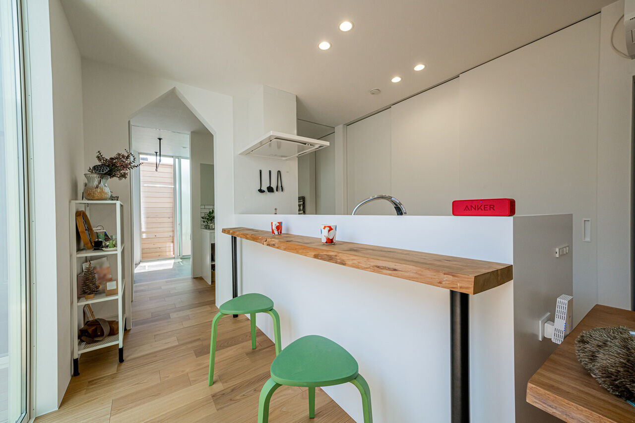 アーキテックス（GROOVY / KANAL HOME / SIMPLE is... / dramacy） 【2000万円台/20坪台/コンパクト/理想の間取り】中庭と吹抜けから家中が繋がる。家族が自然とLDKに集まる家の建築実例画像8