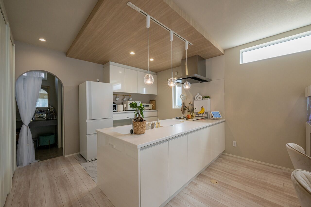 アーキテックス（GROOVY / KANAL HOME / SIMPLE is... / dramacy） 【2000万円台/2階建て/30坪台/3LDK/モダン/間取り図】趣味を満喫しながら暮らす、ニュアンスカラーの住まいの建築実例画像8