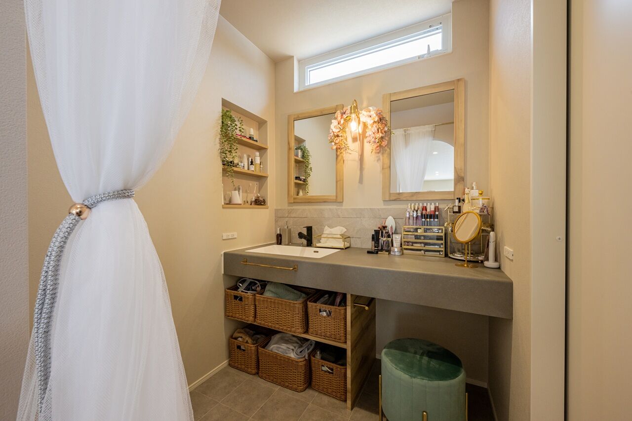 アーキテックス（GROOVY / KANAL HOME / SIMPLE is... / dramacy） 【2000万円台/2階建て/30坪台/3LDK/モダン/間取り図】趣味を満喫しながら暮らす、ニュアンスカラーの住まいの建築実例画像9