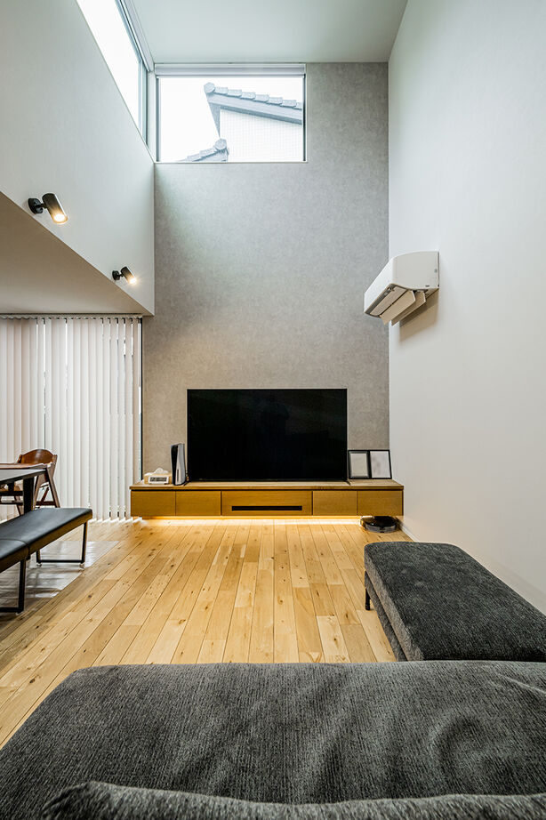 アーキテックス（GROOVY / KANAL HOME / SIMPLE is... / dramacy） 【2000万円台/2階建て/30坪/シンプル/駐車スペース有】吹抜けリビング＆家事ラク間取りのオシャレな家の建築実例画像2